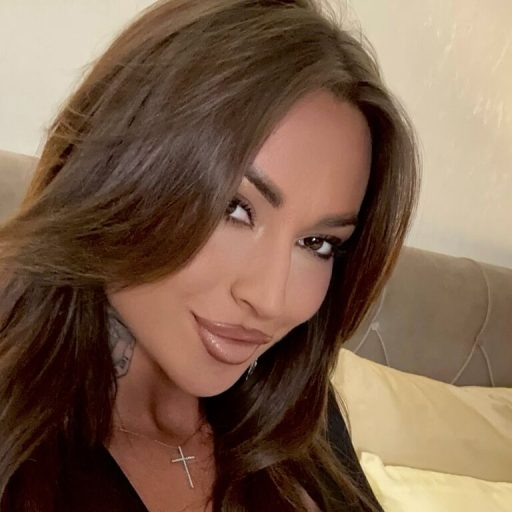 IvyEdhessa online shows image