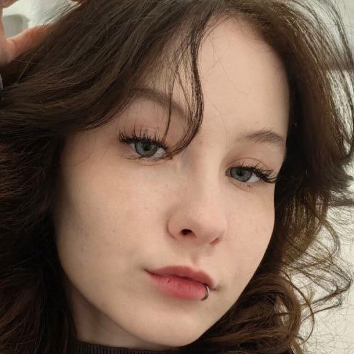 JaneenSpinola toy jasmin image