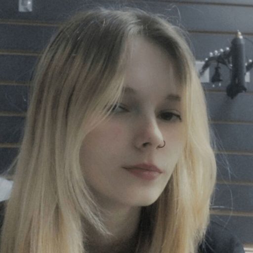 JaunitaHereth shows recorded image