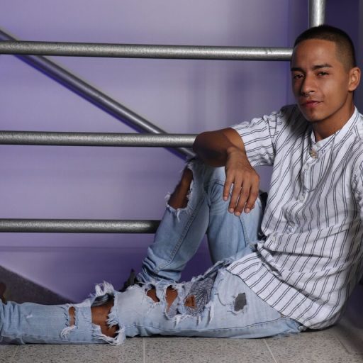 JaydenRoux online shows image