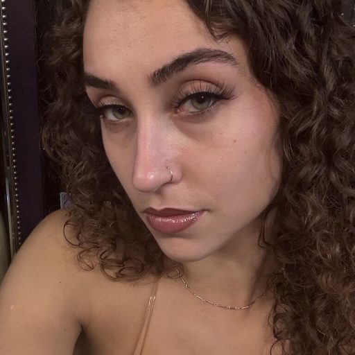 Jayluh naked porn image