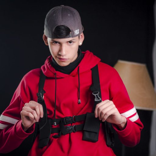 JeanLeone show fingering image