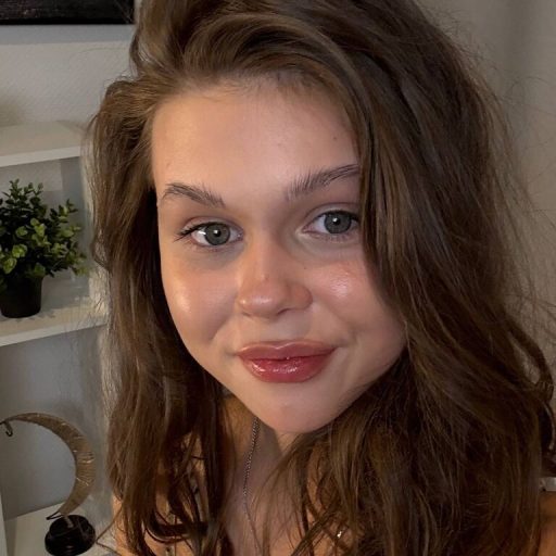 JenetteKotzur online shows image