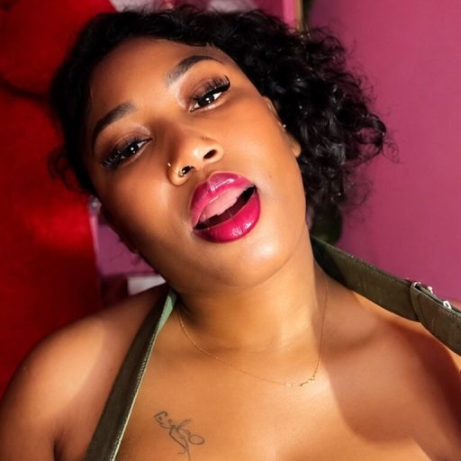 Jessicanile amateur lush image