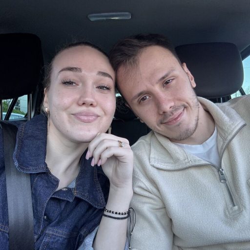 JessyandMike cam naked image