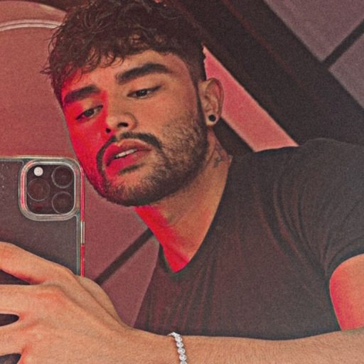 JordanKonnor show fingering image