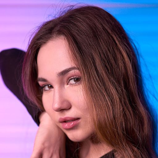 JoycelynRickard online shows image