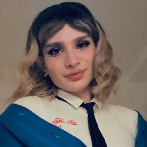 JuliaBrookstone webcam free image