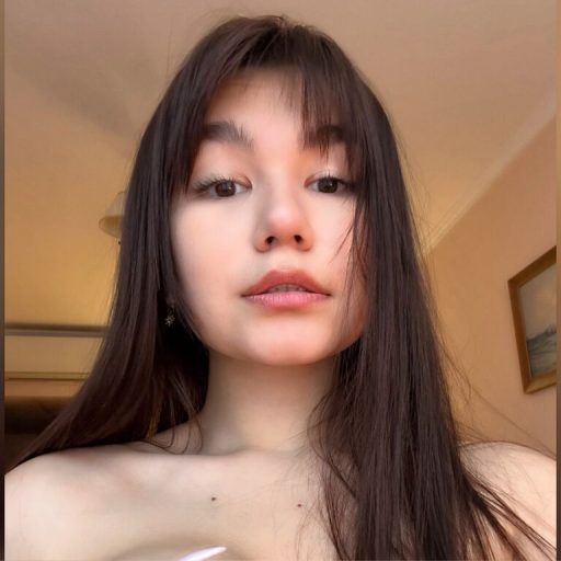 JuliaCutee fingering ass image