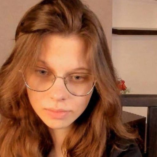 JulinaGorovena vibrator lj image