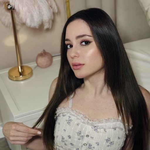 JulliRoss pussy show image