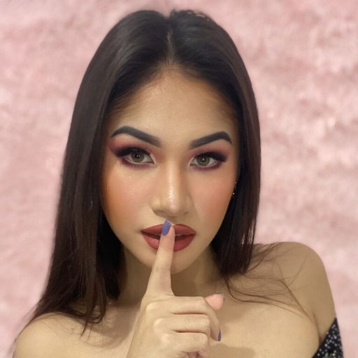 JuviaStrauss shows recorded image