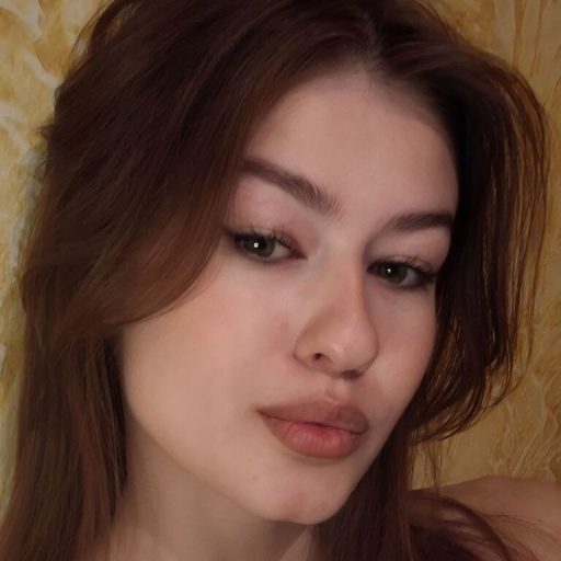 KarenFalknar hd nude image