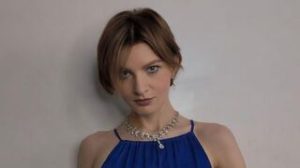 KarinaBiz preview