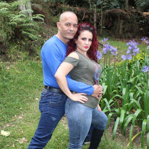 KarinayAmante pictures toy image