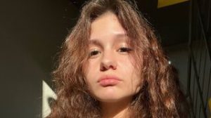 KarlenePaiva fingering ass image