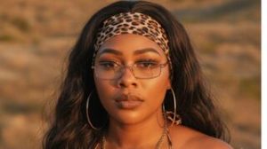 KarolaingGomes preview