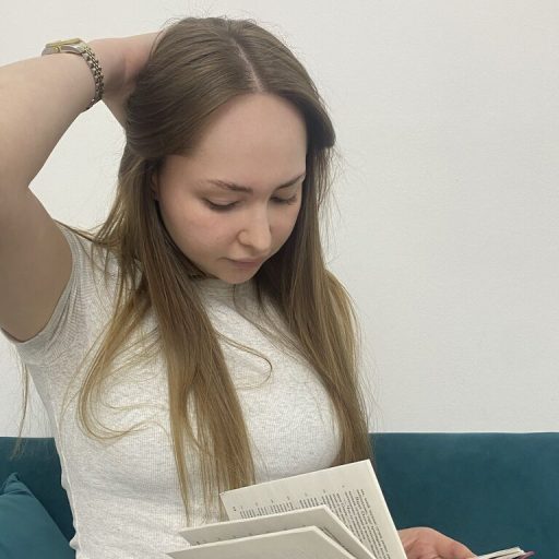 KasieTanke cam naked image