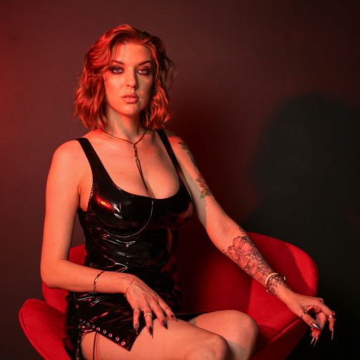 KathleenLips fingering ass image