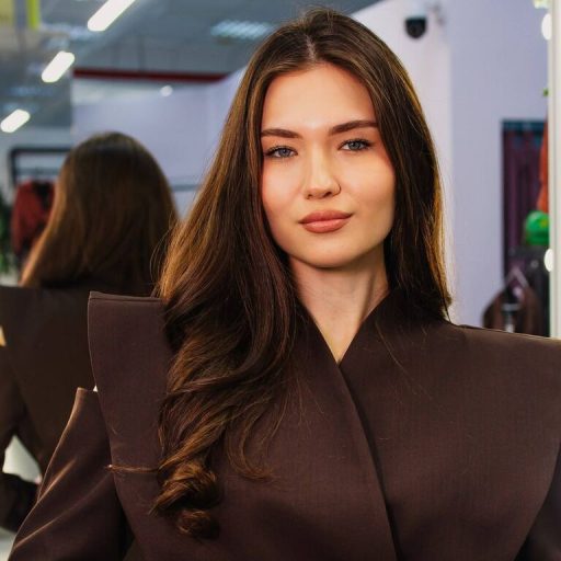 KatieHarrise recorded live image