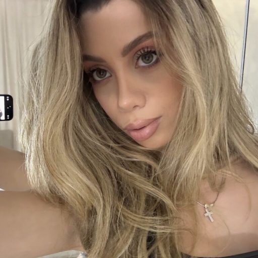 KaylaBens strip amateur image