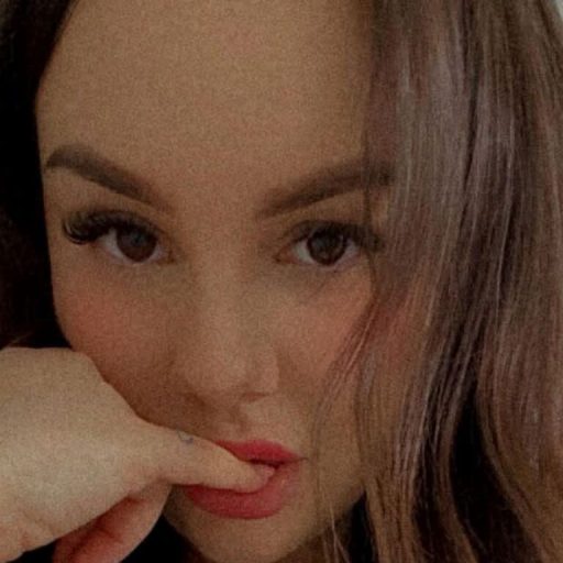 KendalWilsoms online shows image