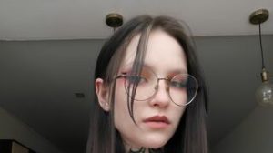 KeniaTucholski preview