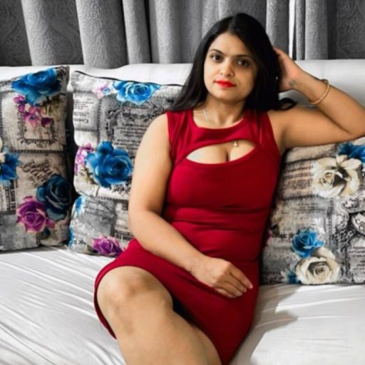 KiaMiles cam naked image