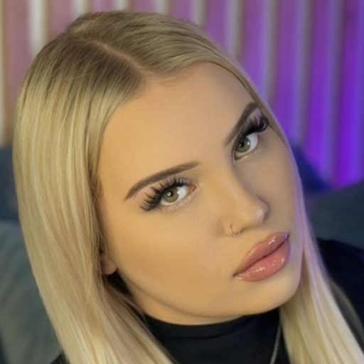 KilianaNoir cam naked image