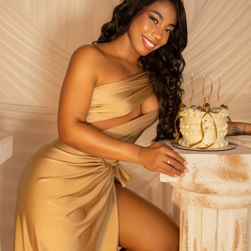 KimberlyLane amateur lush image