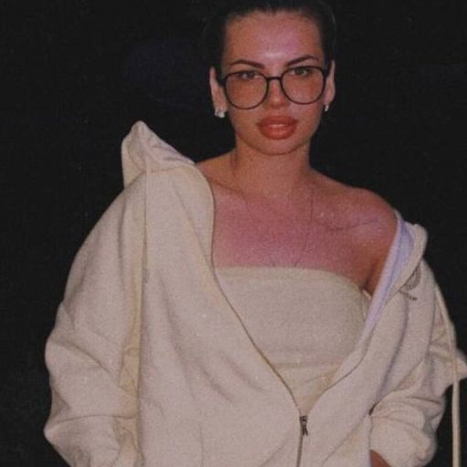 KimbraHammon xxx masturbation image
