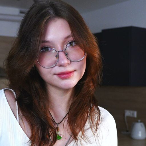 KindraVanostberg lush livejasmin image