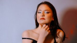 KiraClair cam naked image