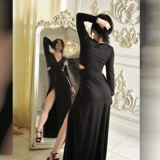 KiraHoloway live video image