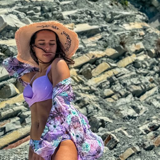 KiraRobets nude sex image