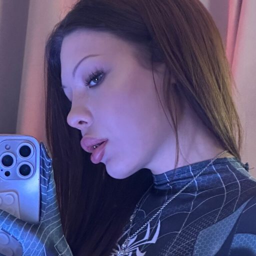 KiraVelvet ass vibrator image