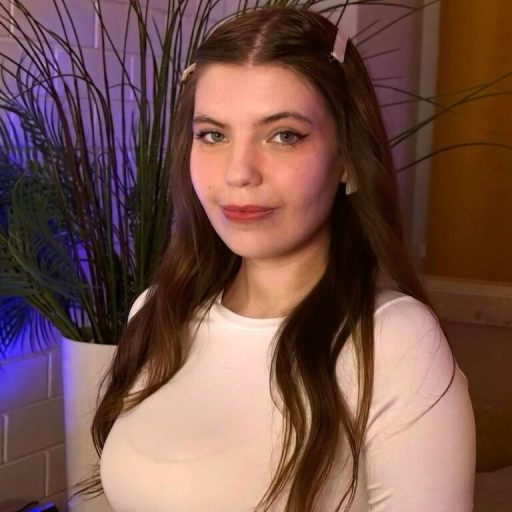 KisaPikmi live video image