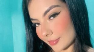 KisyBella real strip image