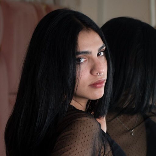KoralRivas online shows image