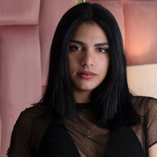 KoralRivas online shows image