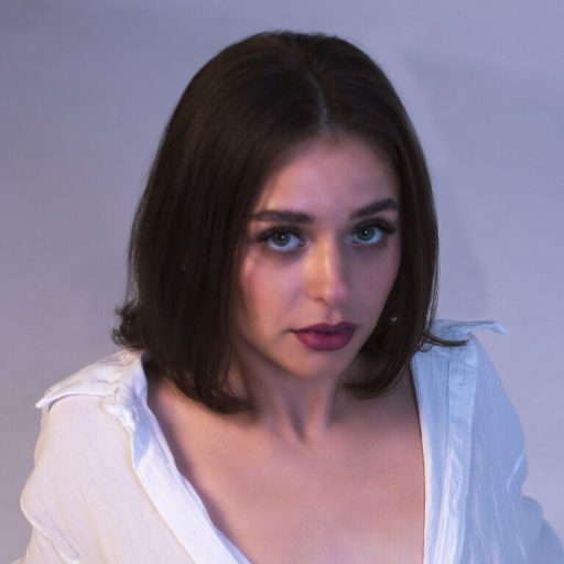 KrissIris livejasmin fuck image
