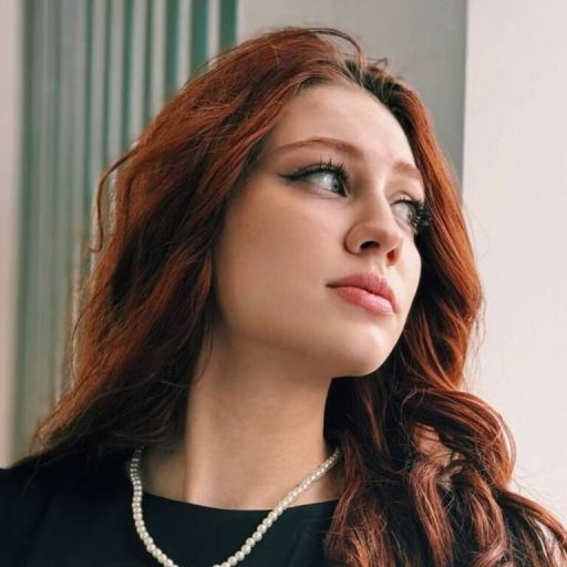 KristinaGuernsey naked porn image