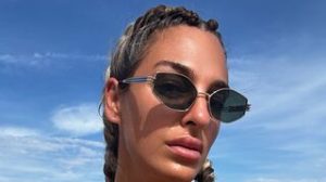 KylieMonro fingering ass image