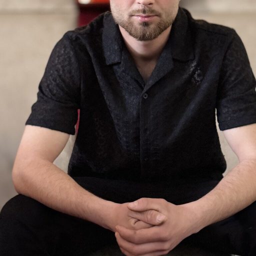 KyloEast ass vibrator image