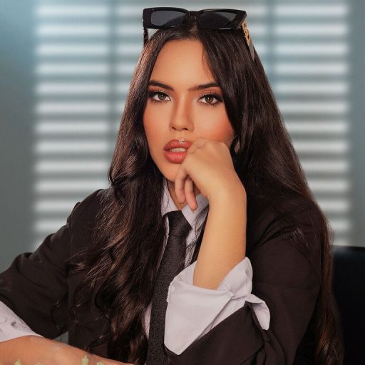 LannaCooper lj cam image