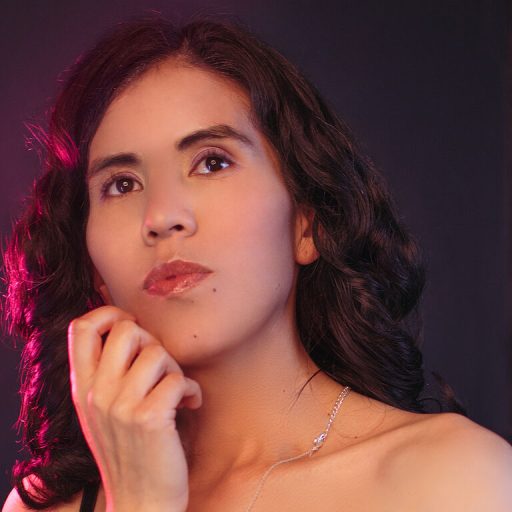 LarissaaCosta online shows image