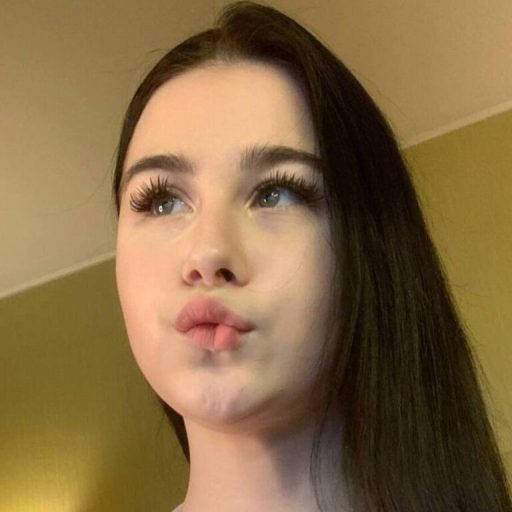 LauraPiny toy jasmin image
