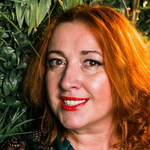 LauraReady live video image