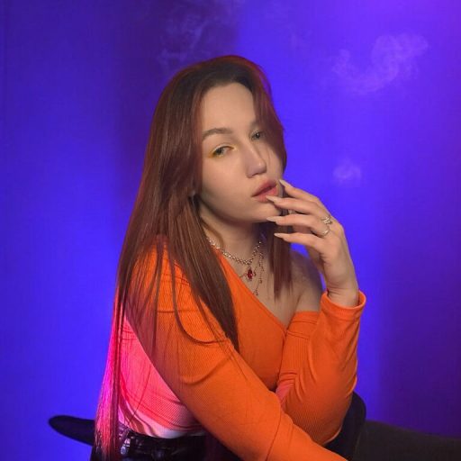 Laurein fingering ass image