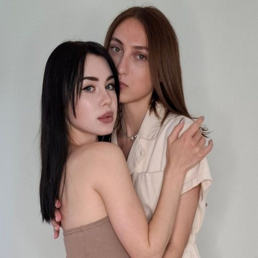 LauriAndEthal cam naked image